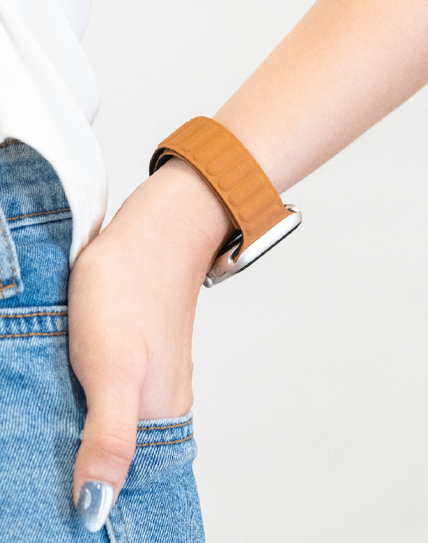 apple watch strap leather link cream 40/41 mm
